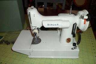 Vintage White Singer 221k Featherweight Sewing Machine W/ Hard Case & Foot Pedal