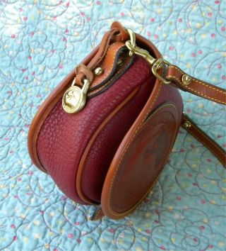 Vintage Dooney and Bourke Big Duck Shoulder Bag Rouge / Tan U.  S.  A. 3