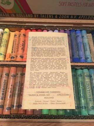 Vintage Rembrandt Soft Pastels For Artists Wooden Box Set 34/36 Barely 5