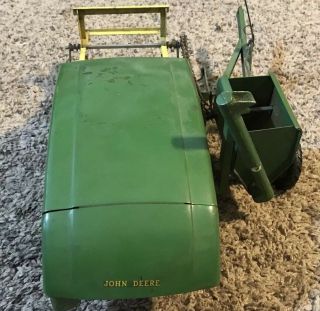 Vintage ESKA/ERTL John Deere Chain Driven Combine/Auger Head Pull Type Farm Toy 5