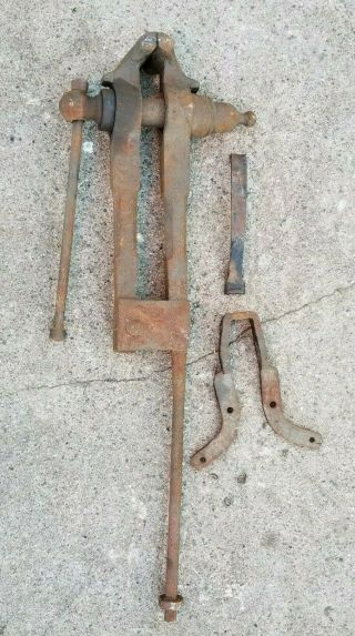 Vintage Blacksmith Post Vise Tool 4 - 1/2 