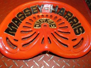 TO CLEAR MASSEY HARRIS VINTAGE CAST IRON TRACTOR IMPLEMENT SEAT 2