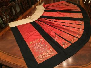 Important Chinese Qing Dynasty Imperial Phoenix Dragon Embroidered Silk Skirt.