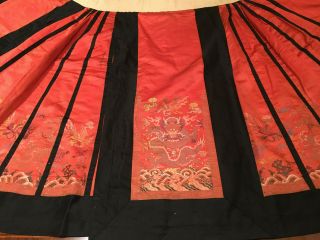 Important Chinese Qing Dynasty Imperial Phoenix Dragon Embroidered Silk Skirt. 7