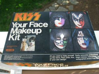 Rare Kiss 1978 Makeup Kit by Remco Kiss your Face 4