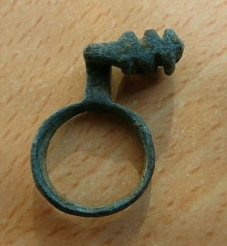 ANCIENT ROMAN BRONZE KEY RING 200 - 300 AD DETECTOR FIND 2