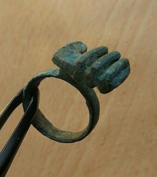 ANCIENT ROMAN BRONZE KEY RING 200 - 300 AD DETECTOR FIND 3