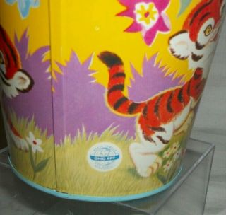 Vintage Ohio Art Child ' s Sand Pail Bucket Playing Tiger Cubs Great Graphics 5