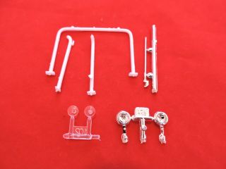Mpc Pickup Truck Roll Bar And Lights 1/25