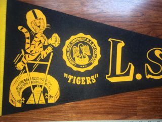 Vintage LSU TIGERS A&M COLLEGE Football PENNANT Flag LOUISIANA STATE UNIVERSITY 4