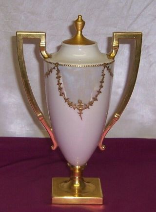 Vintage Willets American Belleek Porcelain Trophy Vase Or Urn Gold Encrusted