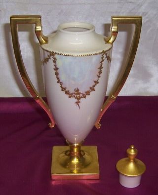 Vintage Willets American Belleek Porcelain Trophy Vase Or Urn Gold Encrusted 6