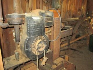 Antique Hit and Miss Motors/ saw mill equipment for split rail fence build 5