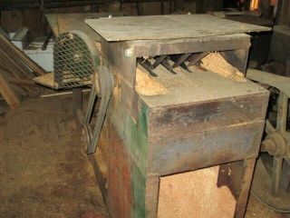 Antique Hit and Miss Motors/ saw mill equipment for split rail fence build 7