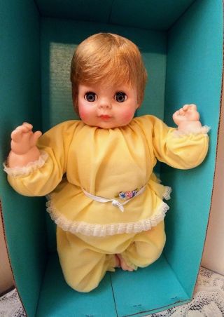Vintage Vogue Baby Dear Doll 18  An w/Outfit 2