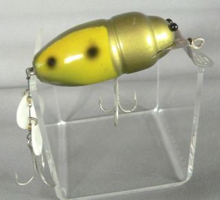 Ex Creek Chub 3851 Beetle Lime Green Yellow Wings With No Painted Outlines