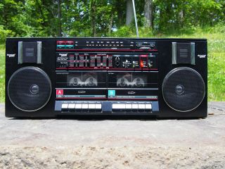 Vintage Jc Penney 681 - 3045 Surround Sound Ghetto Blaster Dual Cassette Boombox