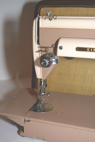 Vintage 1950 ' s Singer Model 301A Sewing Machine w/Case & Accessories 3