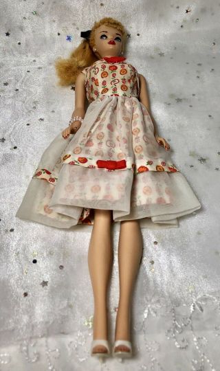 Vintage BLONDE Ponytail Barbie 3 BROWN EYE SHADOW 3