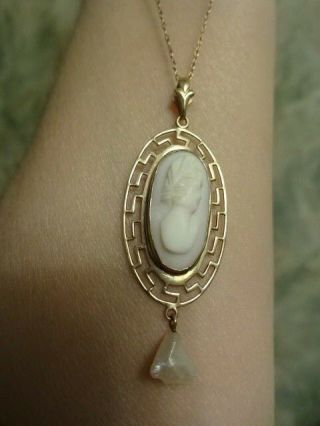 Vintage 10k Solid Gold Cameo 2  Pendant With Pearl & 10k Gold Chain Necklace