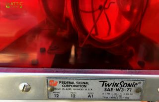 Vintage Federal Signal TWINSONIC 12 Rotating Fire Light Bar with Speaker 11
