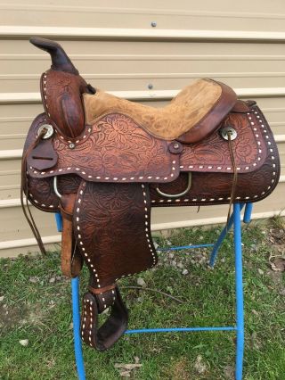 Flashy Used/vintage 15 " Tooled/buckstitched Western Trail/pleasure Saddle Usa