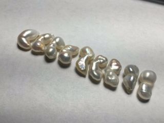 Vintage Mississippi River Pearls White TWINS - FIND RARE 9 Pearls 3