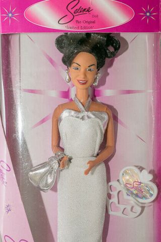 1997 Selena Quintanilla The Limited Edition Doll Vintage Silver Gown