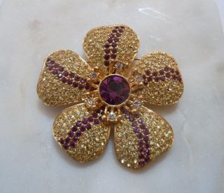 Sweet Vintage Signed Ciner Clear & Purple Rhinestone Flower Brooch Pin