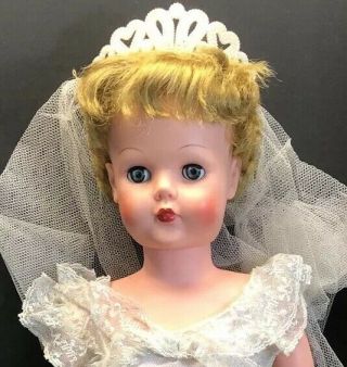 1950 ' s Betty the Bride Doll 30 