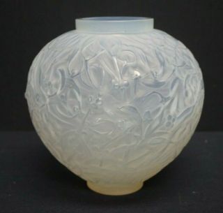Vintage R.  Lalique Art Glass GUI Vase c.  1920s with Mistletoe 3