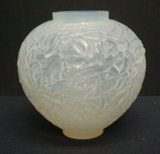 Vintage R.  Lalique Art Glass GUI Vase c.  1920s with Mistletoe 4