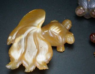 Group of 3 x Antique Chinese Agate Hardstone Carving Gold Fish 20th C 6