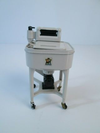 Vintage Metal Wringer Washing Machine Dollhouse 1:12 Scale Miniature Am - 7516