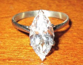 Vintage 14k White Gold Clear Solitaire Large Marquise Cut Cz Stone Size 7.  5 Ring