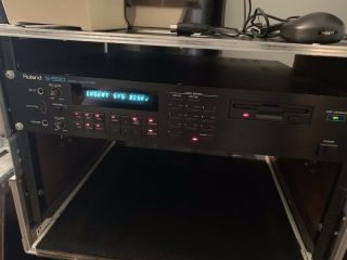 Vintage Roland S - 550 Sampler