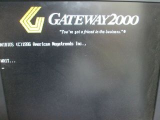 Vintage Gateway 2000 P55C - 233 PC Desktop Computer - / REPAIR 4