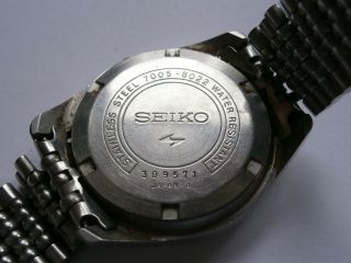 Vintage gents wristwatch SEIKO AUTOMATIC automatic watch spares 7005 A 8