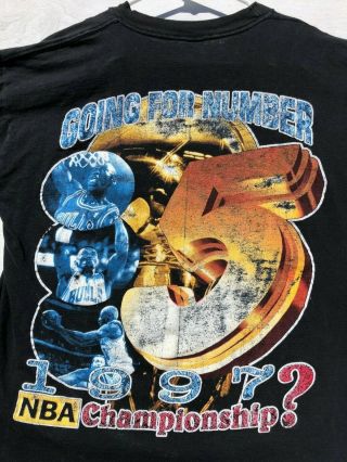 Vintage 90 ' s Chicago Bulls T - Shirt Rap Tee Hip Hop Jordan Pippen Rodman Size XL 5