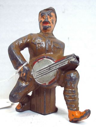 Vintage Dimestore Figures - Manoil 64 Soldier Playing Banjo (m95)