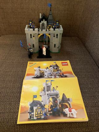 Vintage Lego Castle (6074) Black Falcon 