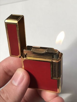 Vintage St Dupont lighter - Gold Plated With Red Laque De Chine 6