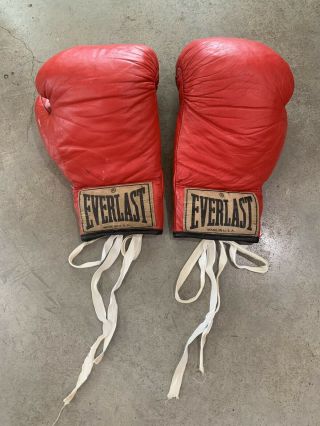 80s EVERLAST Boxing Gloves Sparring Gloves Red MADE IN USA Man Cave Rocky VTG 2
