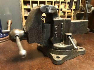 Vintage Rock Island No.  592 Bench Vise 3 - 1/2 " Jaws With Soft Jaw Inserts