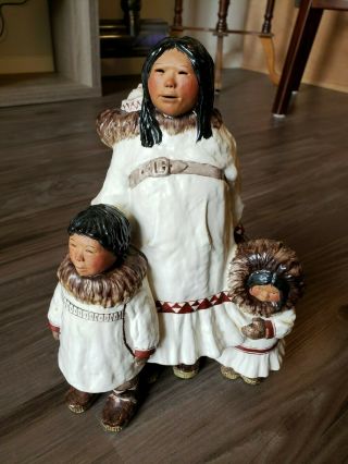 Vtg C.  Alan Johnson Eskimo Inuit Waiting Alaskan Figurine Aj29 1991 Signed