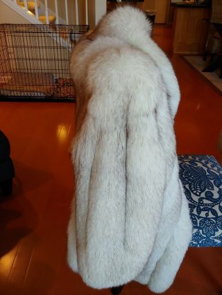 Bill Blass Furs Women ' s Vintage Fox Fur Coat - Flawless Exterior 6