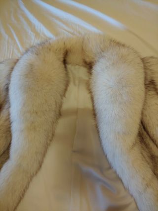 Bill Blass Furs Women ' s Vintage Fox Fur Coat - Flawless Exterior 9