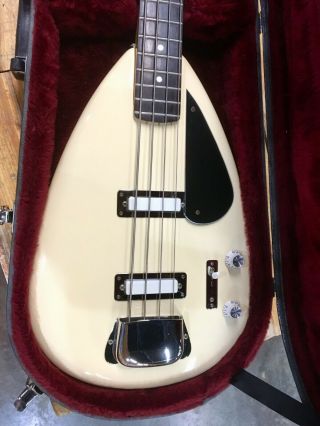 Vintage Phantom Guitar 4 String Bass w/Hardcase in 3