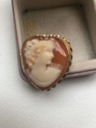 14k Gold Heart Shaped Vintage Cameo Ring