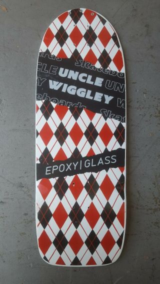 Vintage 1985 Uws Uncle Wiggley Epoxy Glass Argyle Rare Skateboard